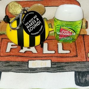BBW Buzzy 🐝 Bee Pocketbac Holder & Rare Pocketbac
